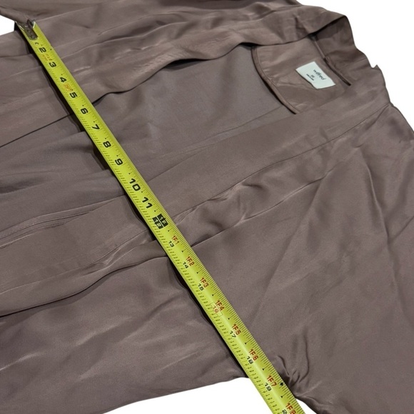 Aritzia Wilfred Durante Jacket Robe Satin Like in Light Brown Women’s Size XXS - Picture 10 of 11